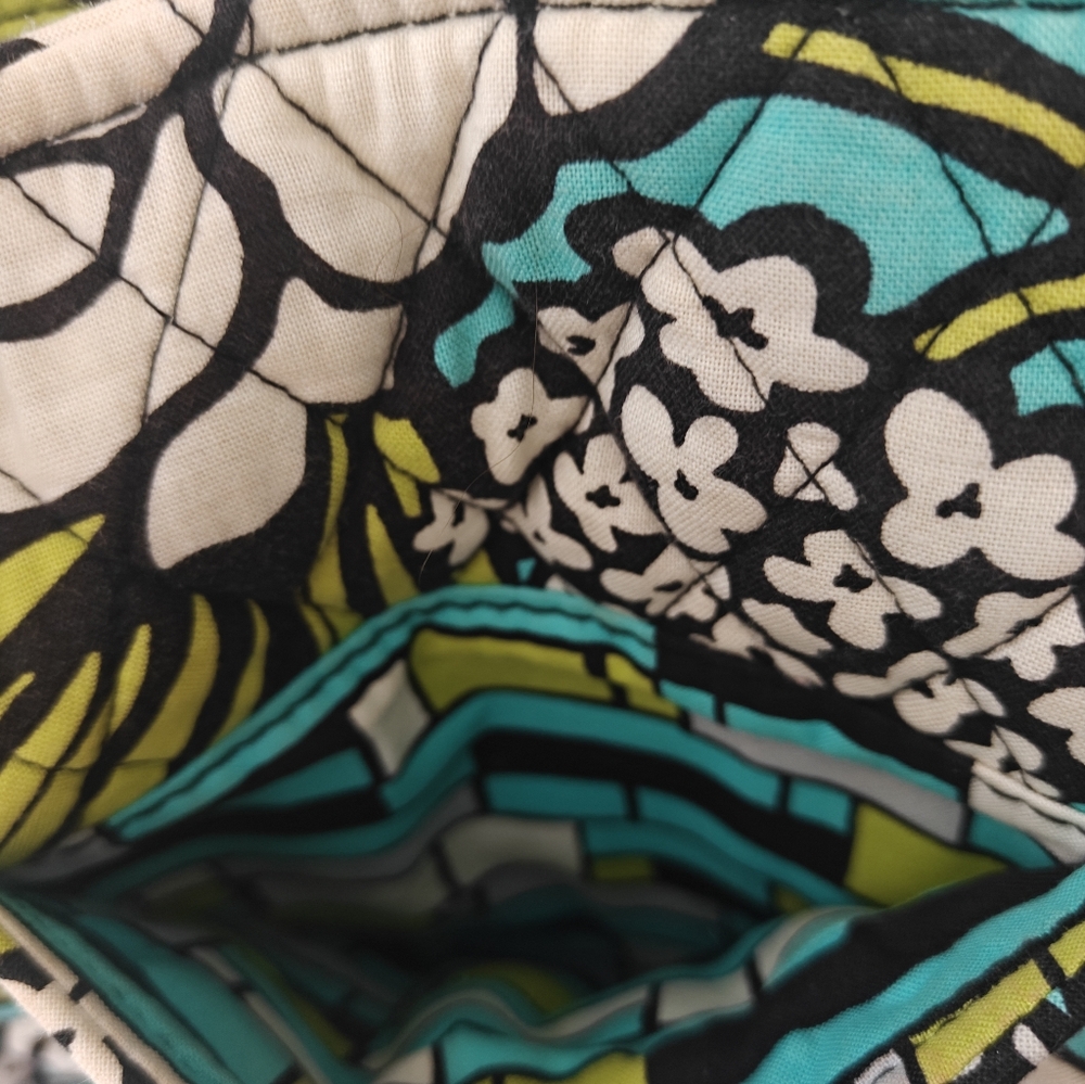 Vera Bradley Sweet Pea Tote - Island Blooms - Picture 2 of 4